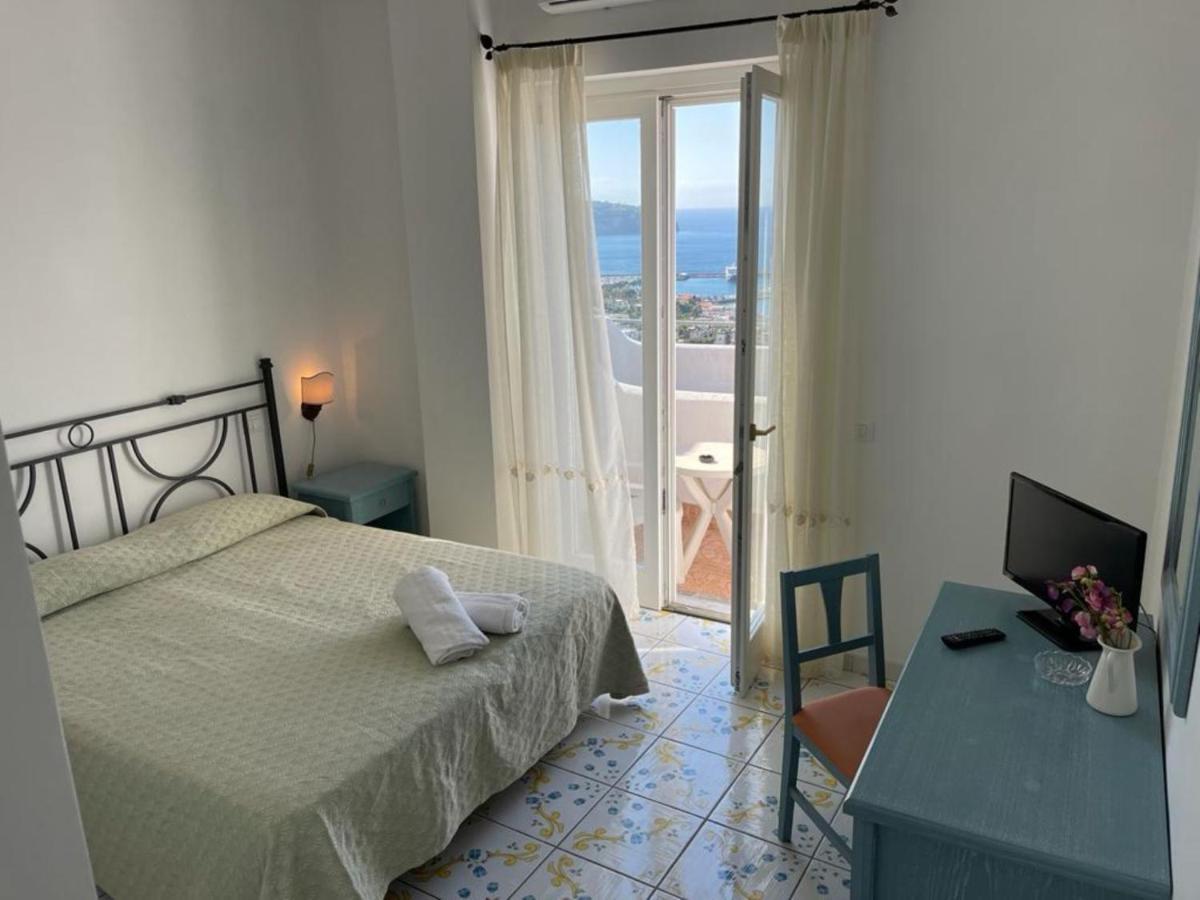 Hotel Residence - Parco Mare Monte Casamicciola Terme Kamer foto
