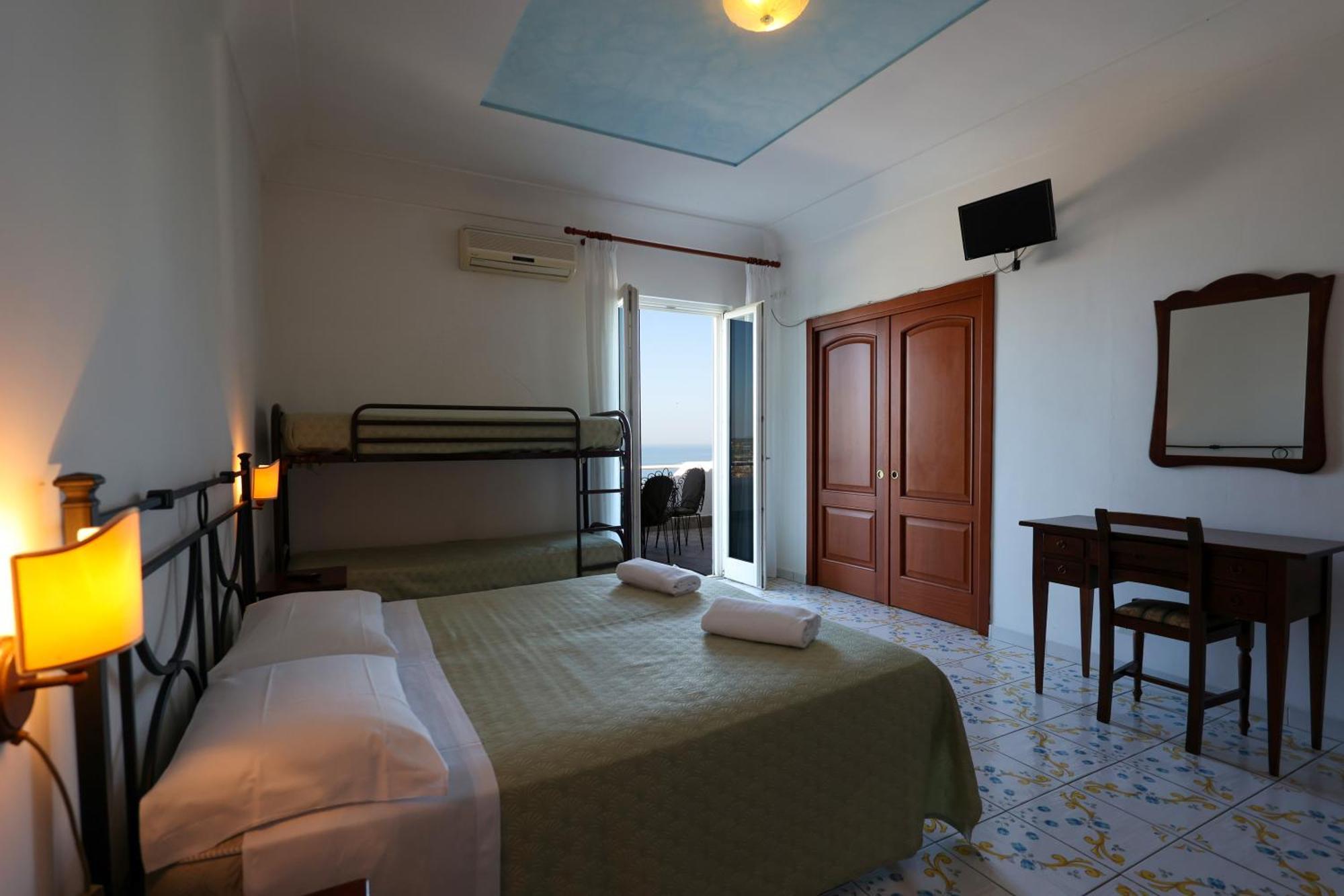 Hotel Residence - Parco Mare Monte Casamicciola Terme Kamer foto