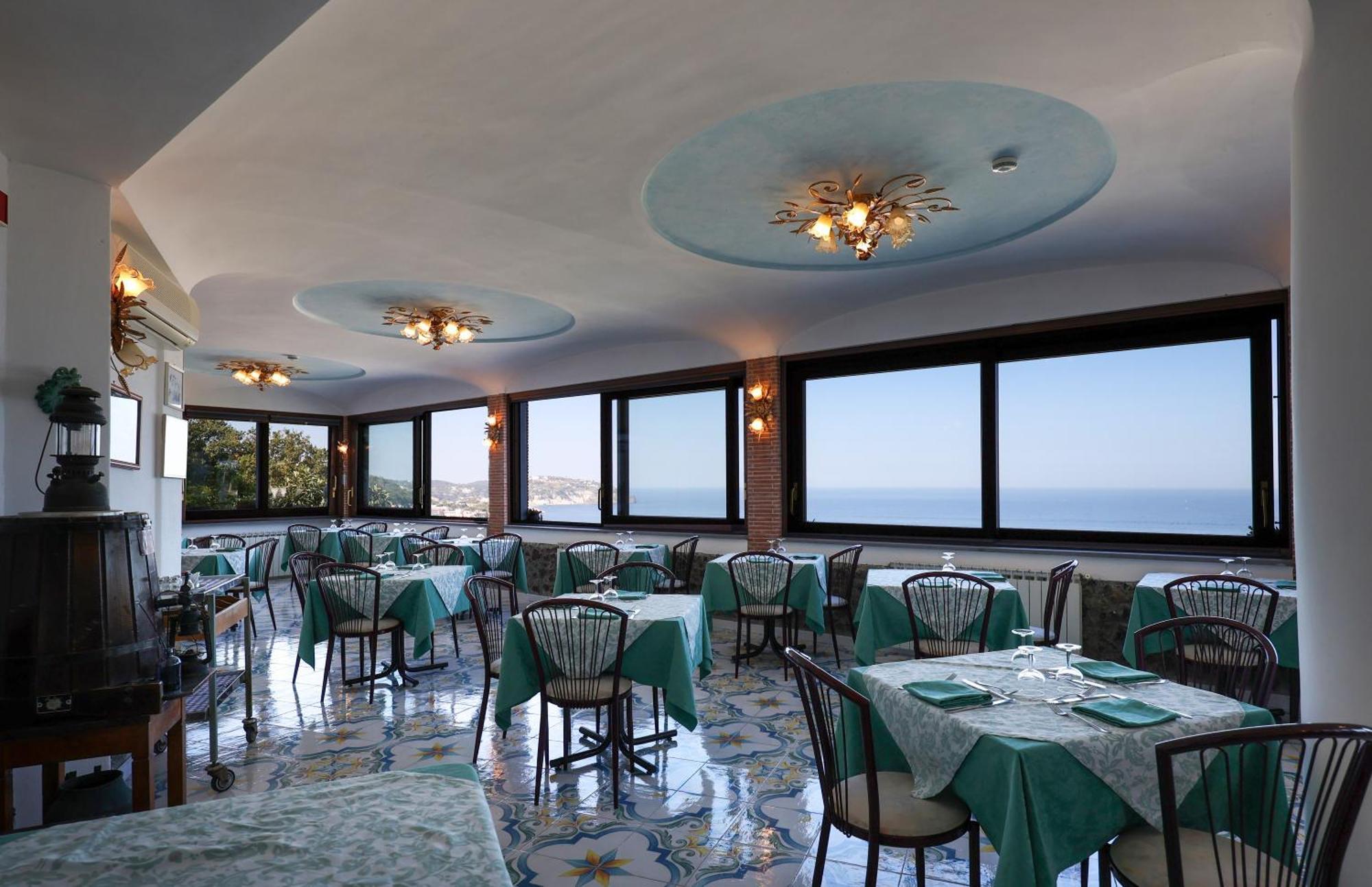 Hotel Residence - Parco Mare Monte Casamicciola Terme Buitenkant foto
